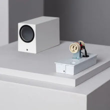 Charger l'image dans la galerie, Applique Murale Extérieure Aluminium Miseno  Éclairage Double Face