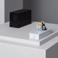 Charger l'image dans la galerie, Applique Murale Extérieure Aluminium Miseno  Éclairage Double Face