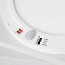 Charger l'image dans la galerie, Dalle LED Ronde 18W CCT Sélectionnable Slim Surface avec Détecteur de Présence PIR Coupe Ajustable Ø75-205 mm
