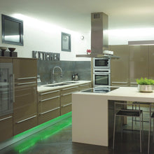 Load image into Gallery viewer, XANLITE Multicolor RGB LED Strip - 5M - Complete kit